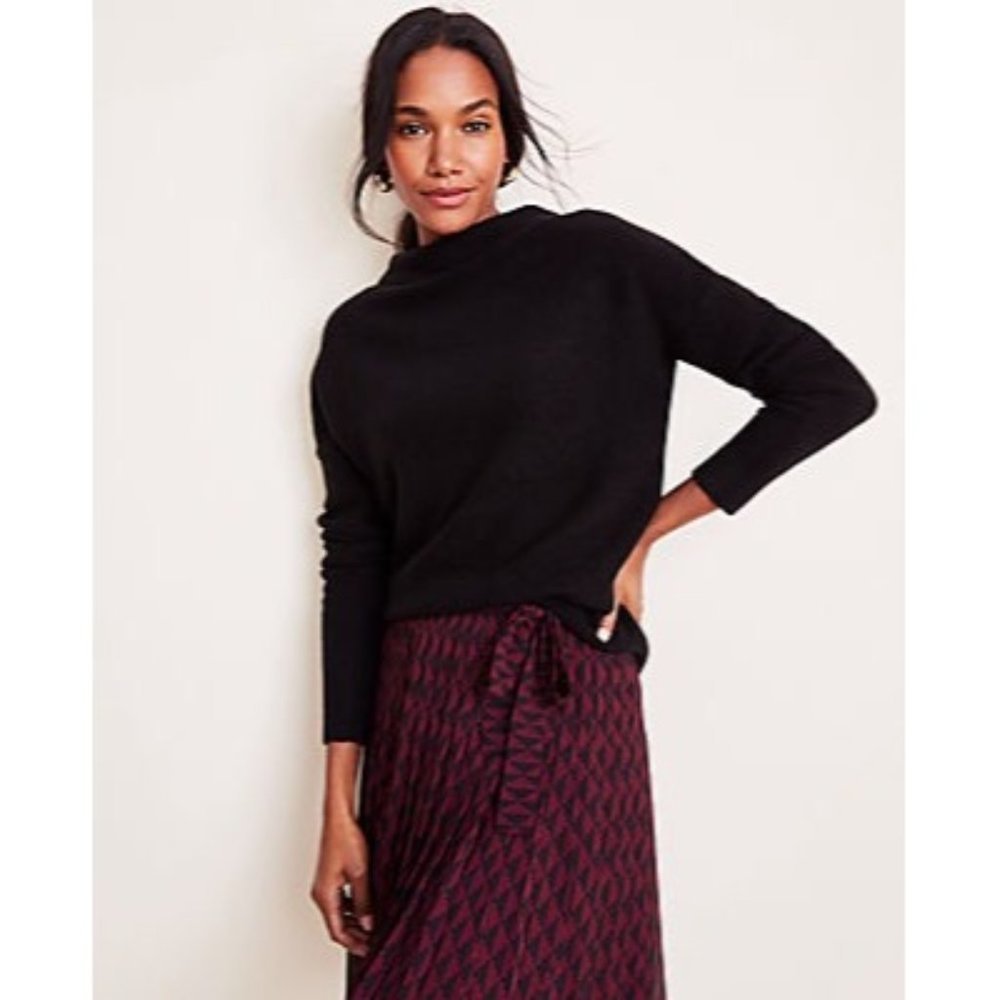 Ann Taylor Women Small Black Wool Blend Ribbed Cuff Hem 70279 Mock Neck Sweater